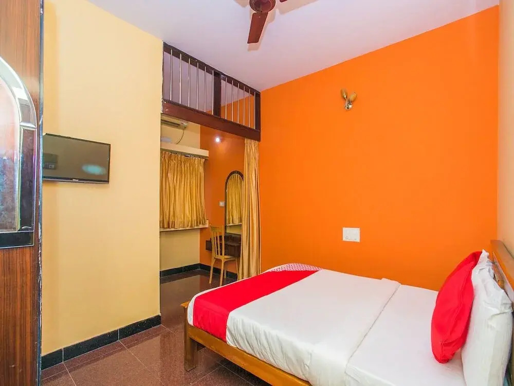 Priyanka Residency by OYO Rooms
