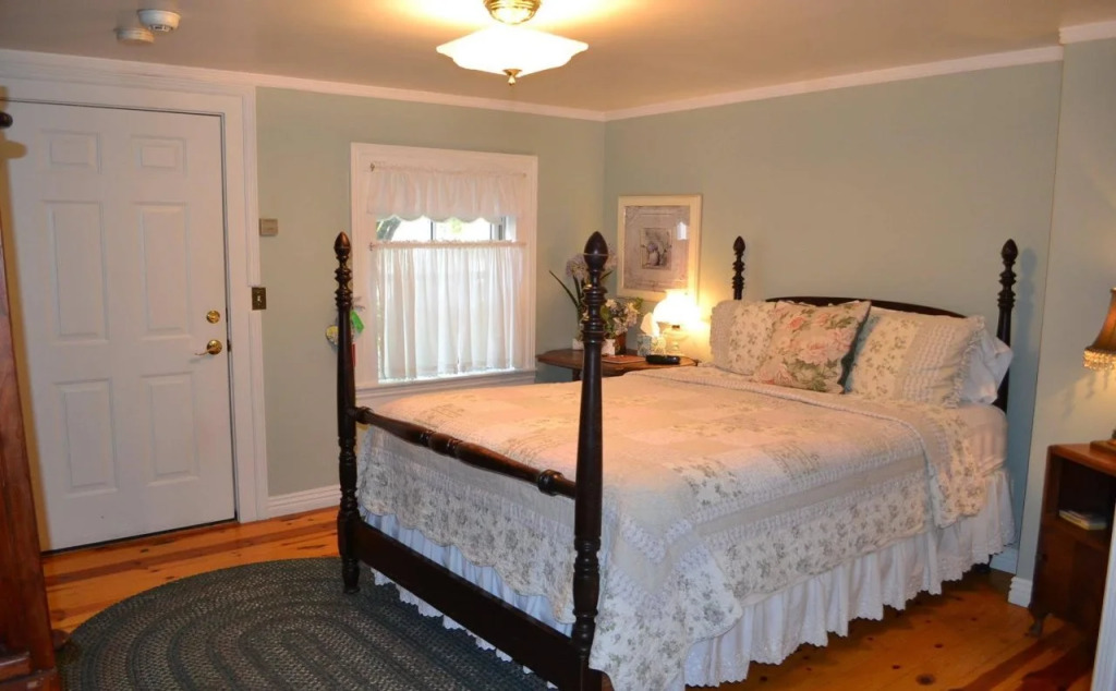 Heritage Inn