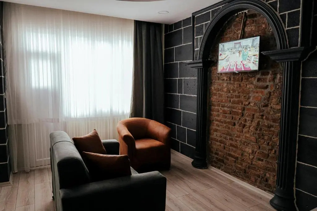 HASUNİ TAŞ HOTEL