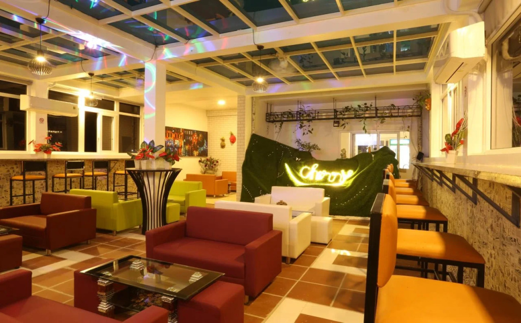Cherry Hotel Hue