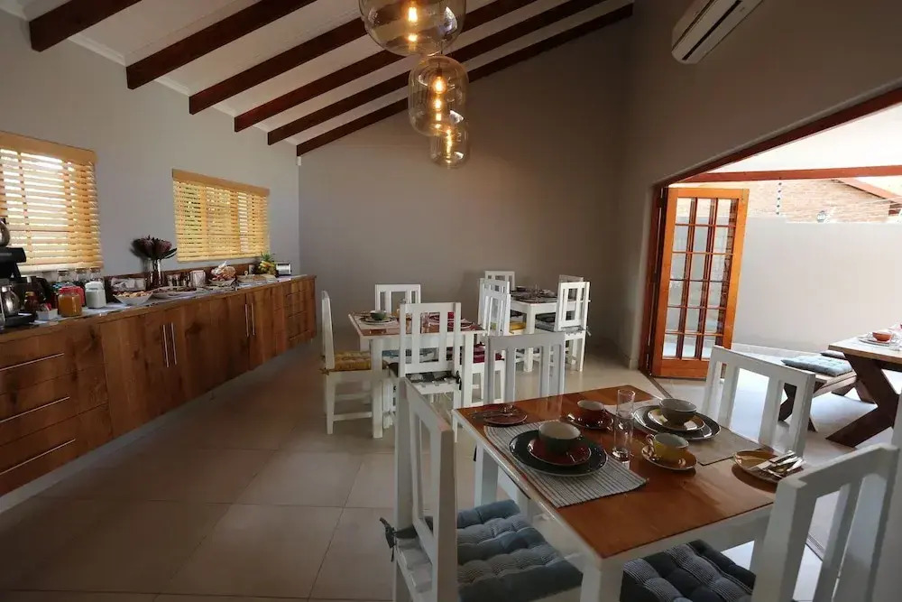Rhino Coast Guesthouse