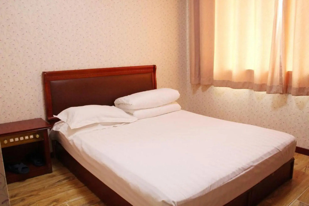 Tianjin Xiangqing Express Hotel