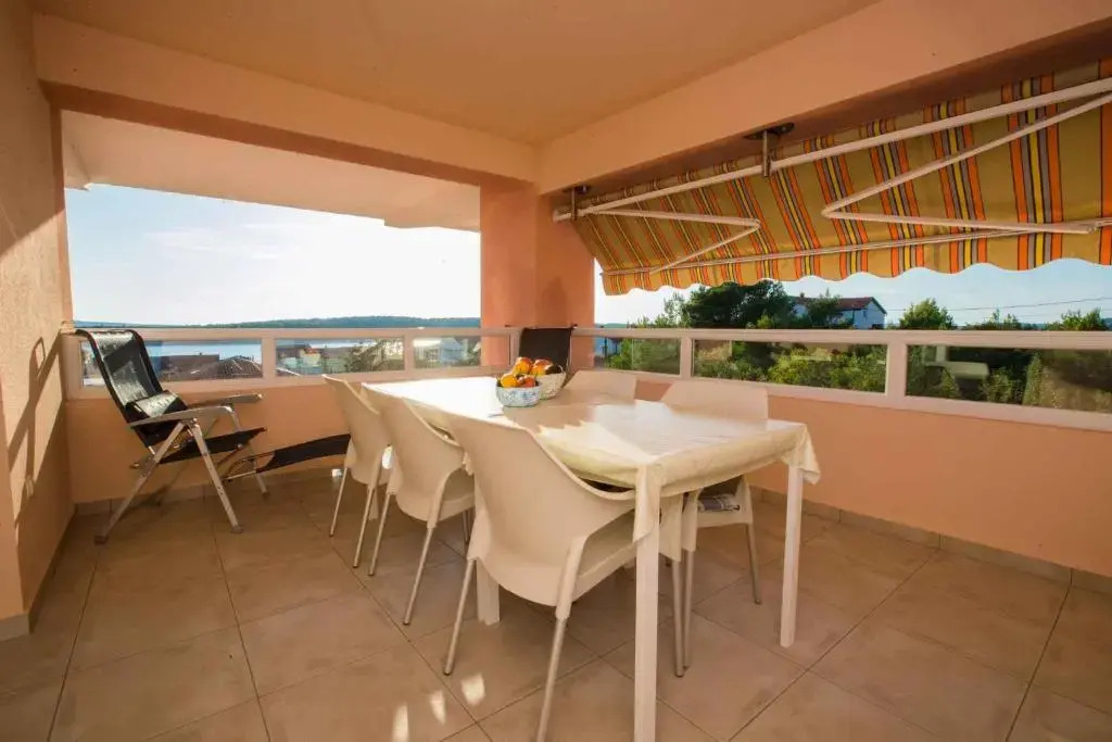 Apartments in Rab - Insel Rab 42670