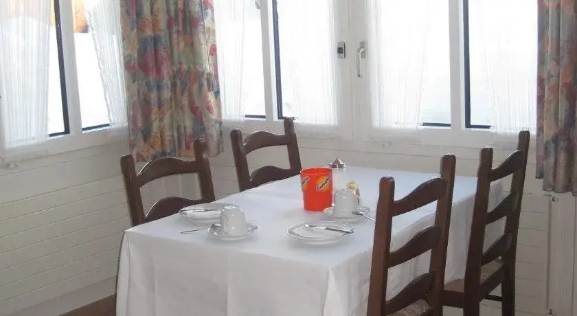 Hotel des Alpes