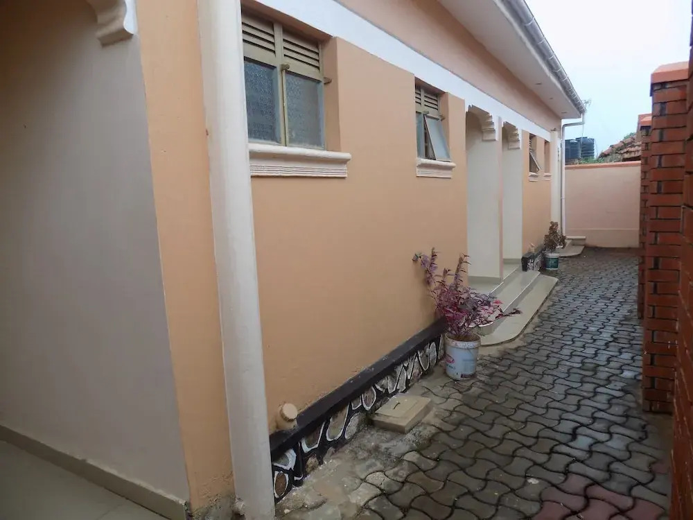 Rates Motel Mbale