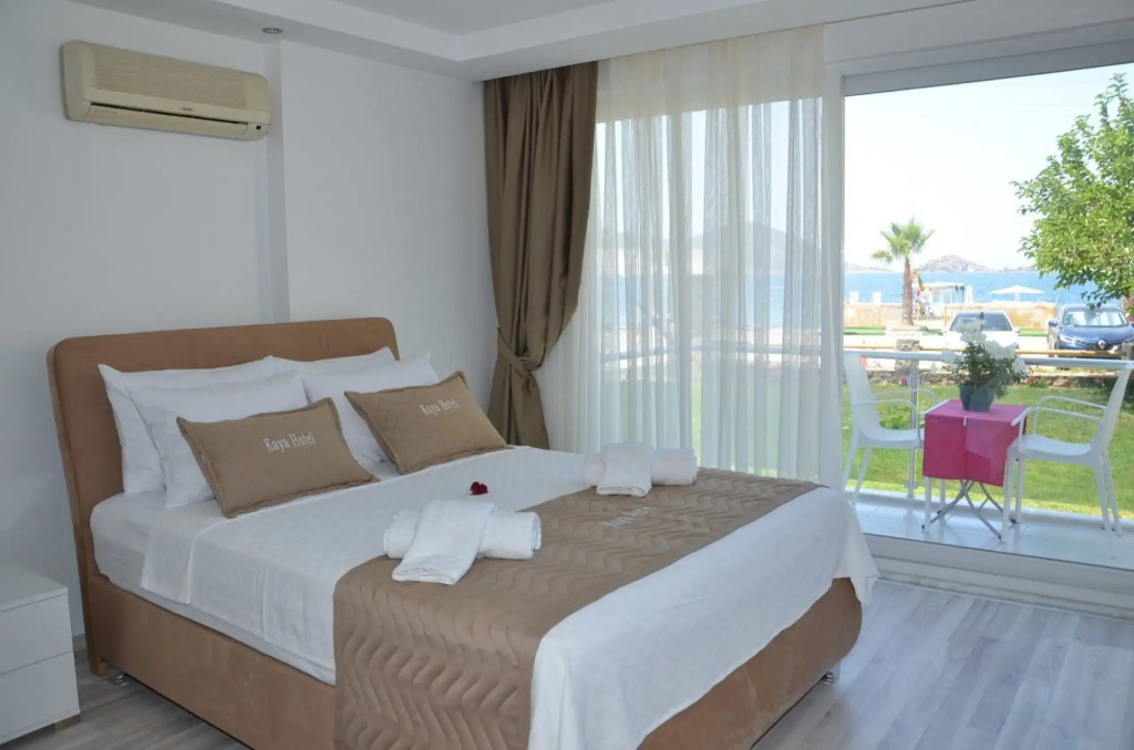 Kaya Hotel