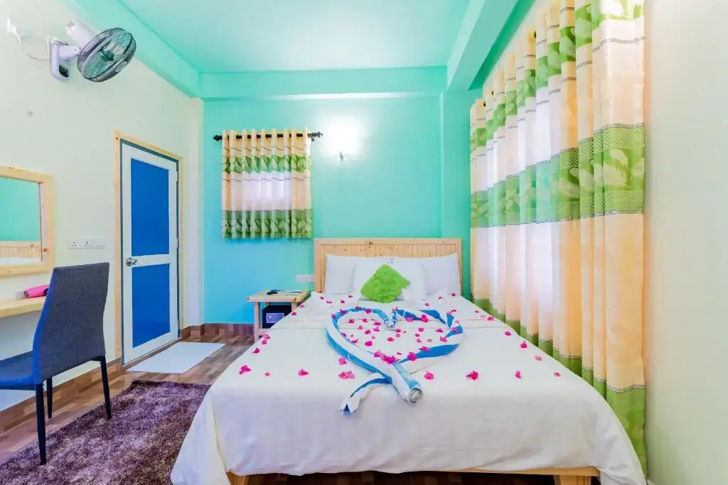 Olhumathi View Inn