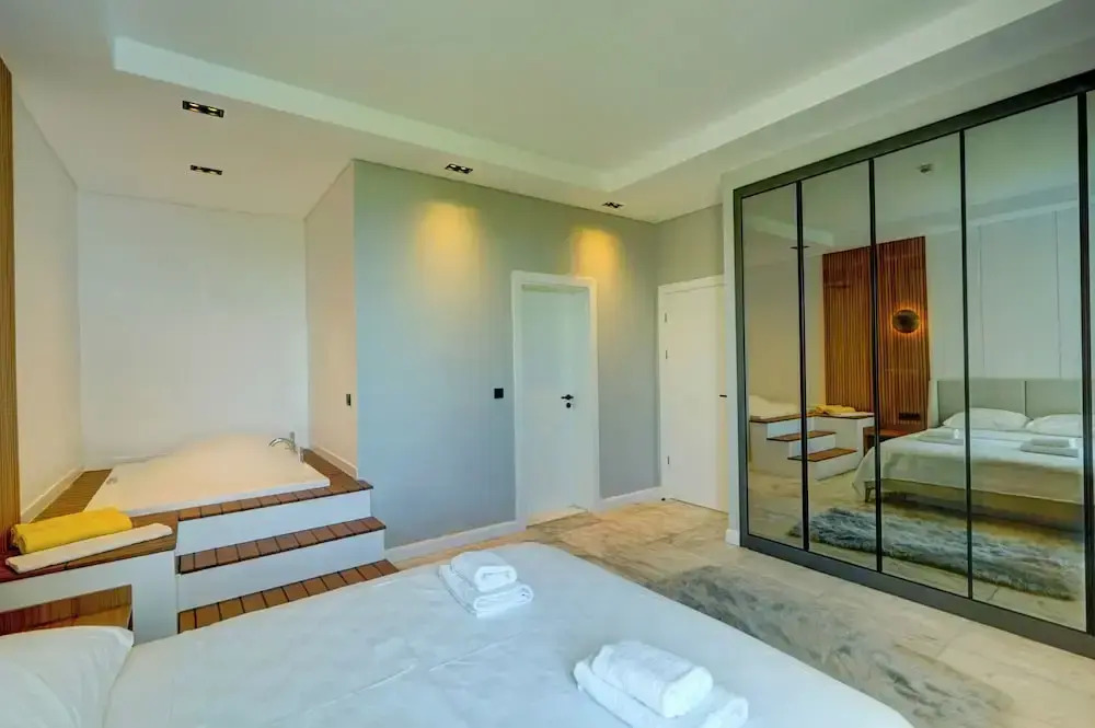 Villa Earth 7 - PLANET LUXURY VILLAS