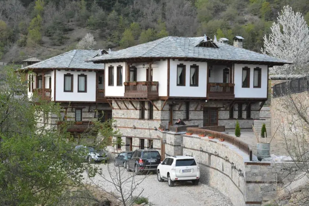 Leshtenski Perli