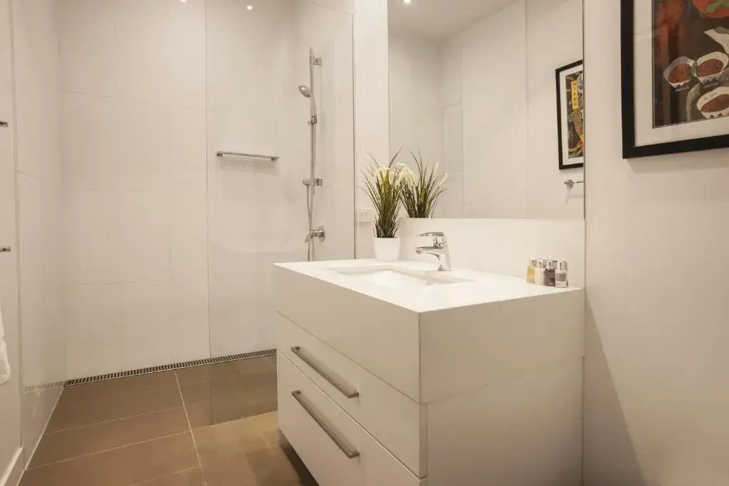 Boutique Stays- Richmond Story