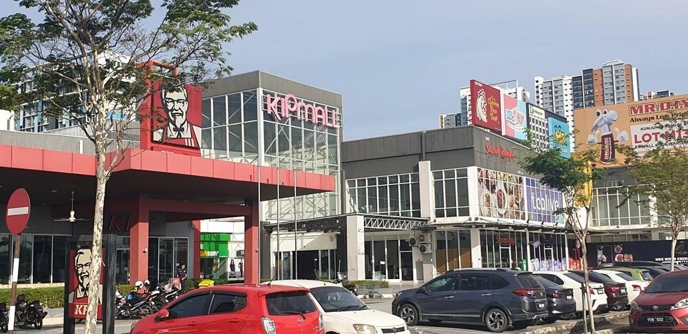 Santai at KotaWarisan KLIA Netflix