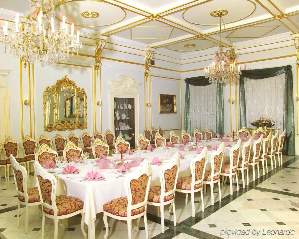 Pannonia Hotel