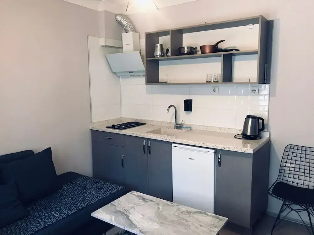 06ev Rental House