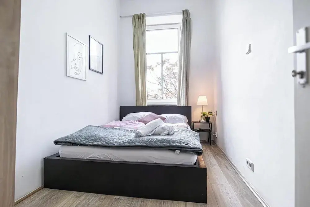 Cozy Room Shared Apt Millennium Tower