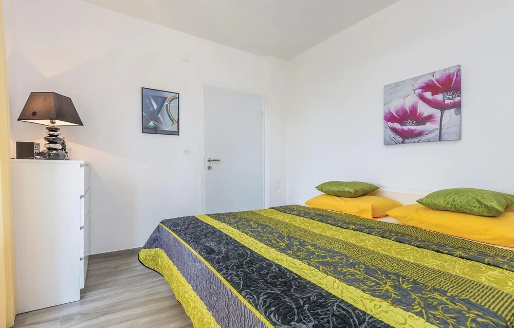Awesome Home in Cesarica With Wifi and 3 Bedrooms
