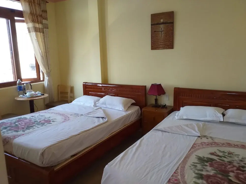Nón Lá Guest House