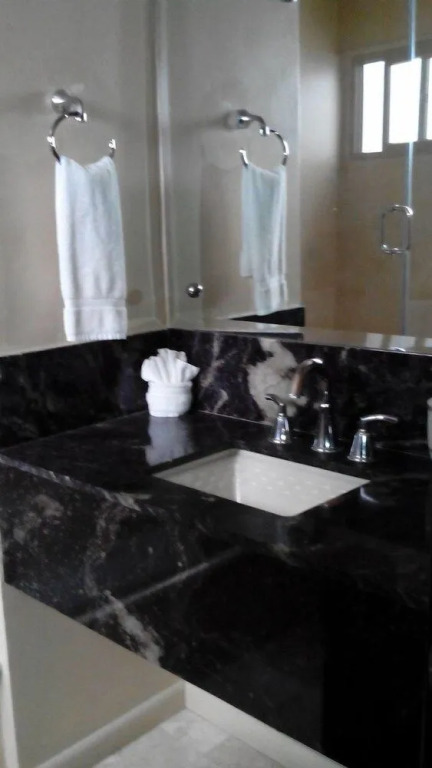 Hotel 1915 INN & SUITES