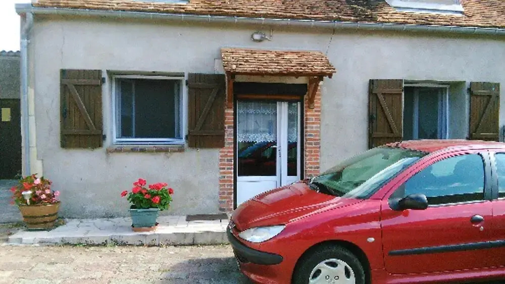 House With one Bedroom in Saint-père, With Wifi