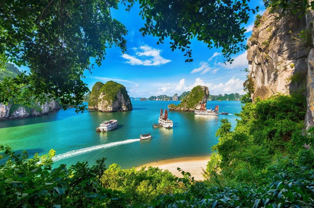 Signature Royal Halong Cruise