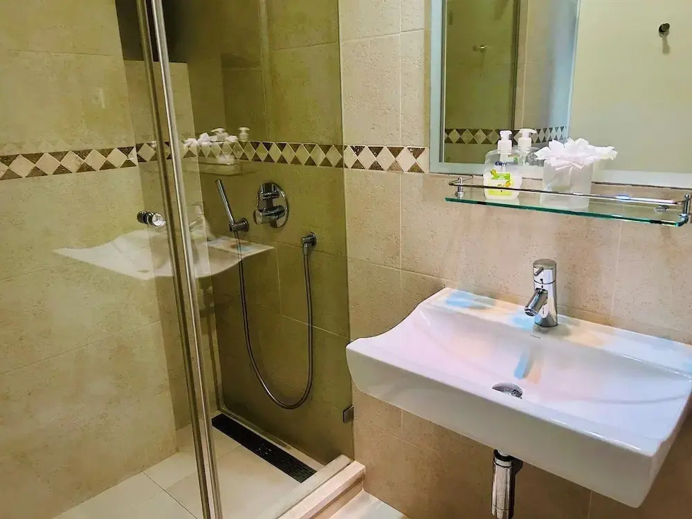 Lagos Marina View Apartment Near Beaches and Shops