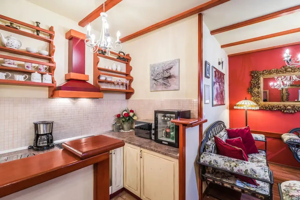 Emperors Suites
