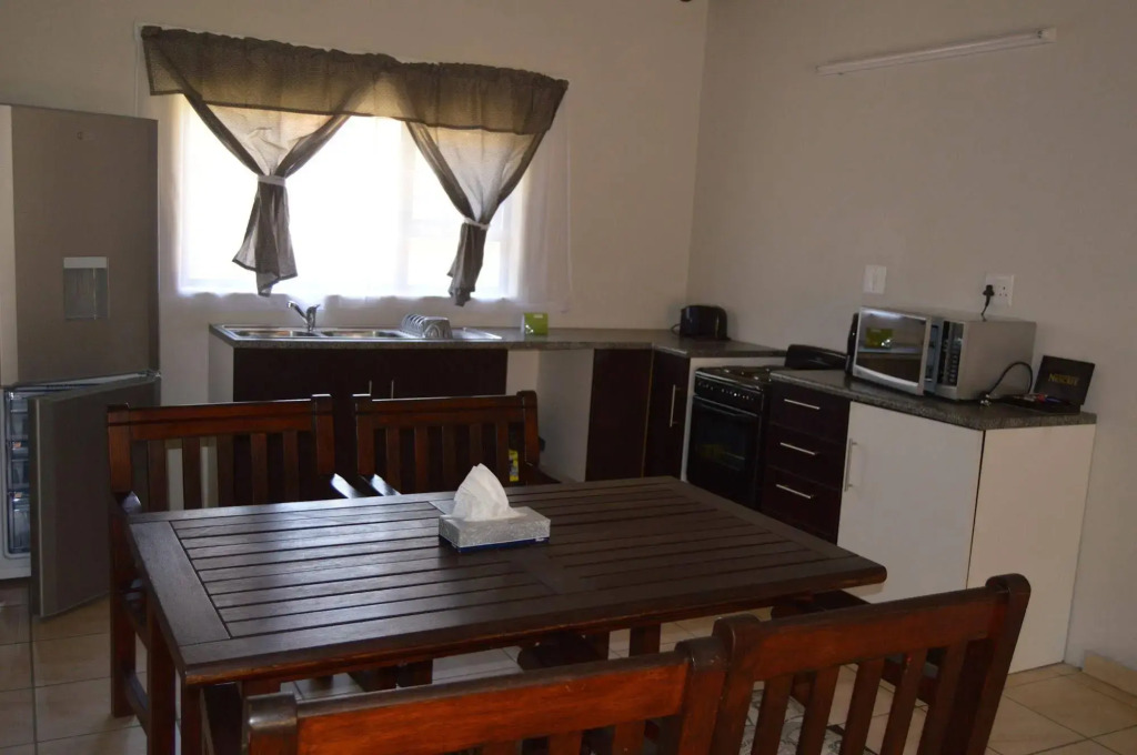 Floreat Riverside Lodge and Spa