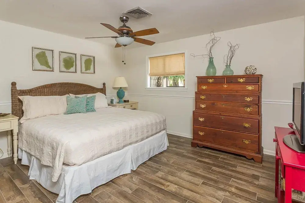 4316 7th Street by Hodnett Cooper