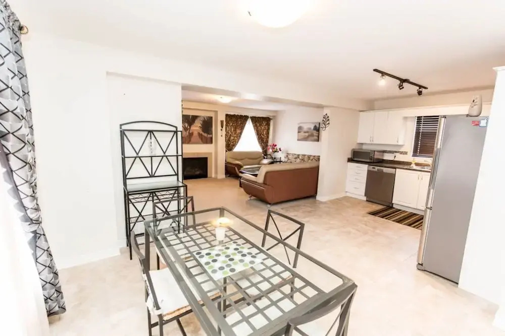 Fallsview Family Home