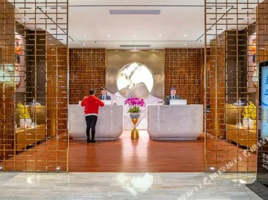 Baigong Hotel (Nanning Railway Station)