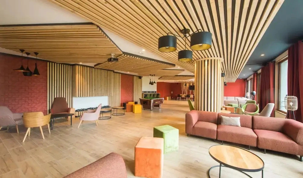 Apartment in Le Corbier With Spa & Pool