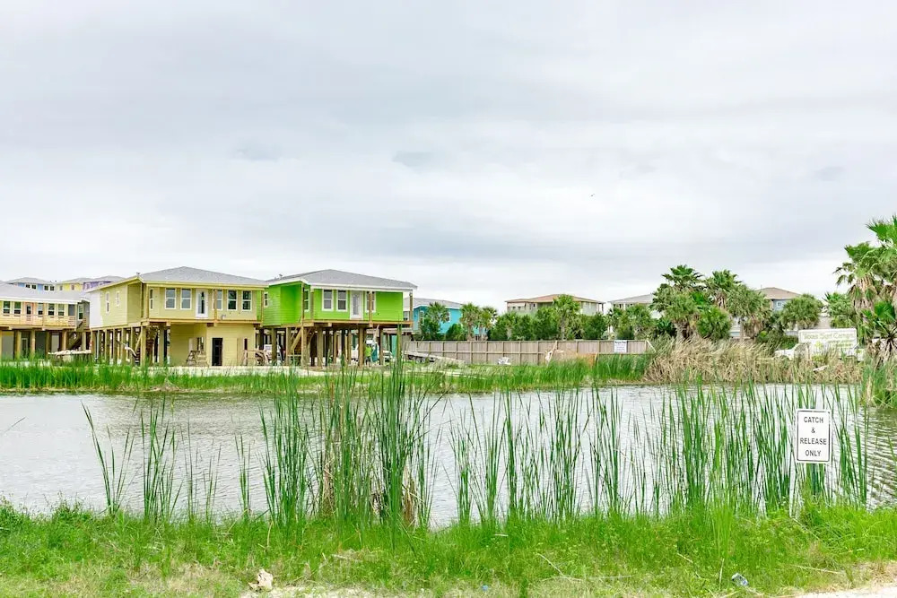 Sea Ya Soon Brand New 4BR 3BA Port A House by RedAwning
