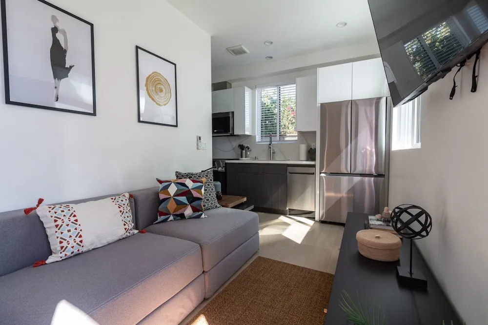 Scandinavian-style 1BR Apartment Built 2024 p81