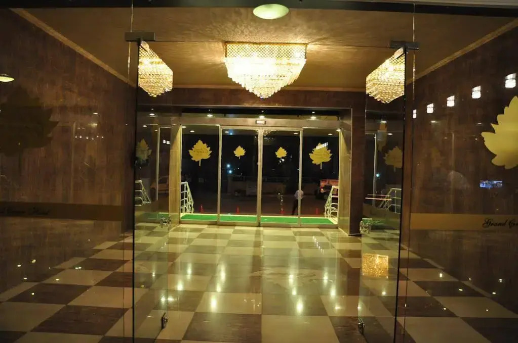 Grand Cinar Hotel