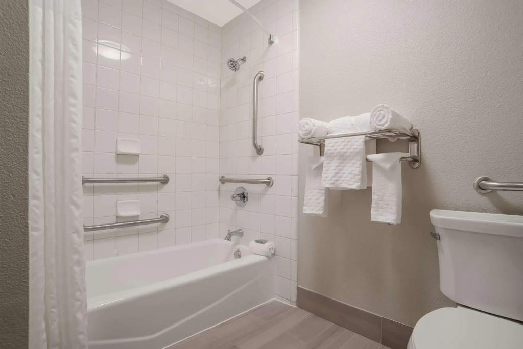 Best Western Flagship Inn