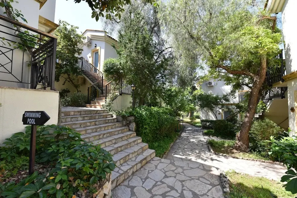 Artemisia Royal Park Club Hotel