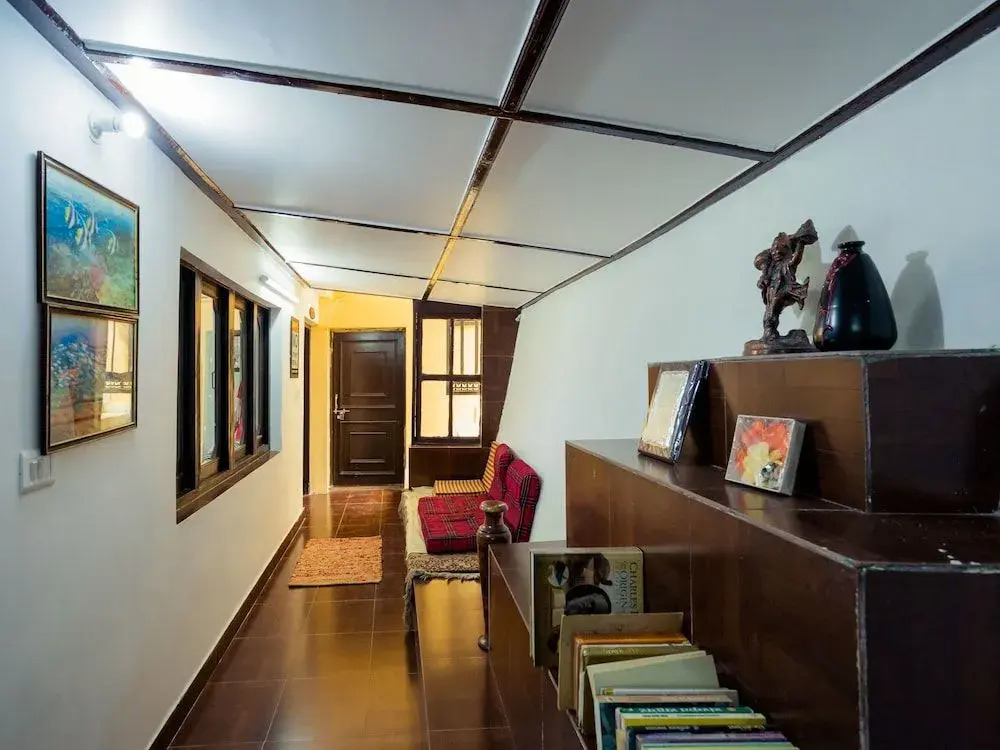 OYO 14132 Home Elegant 1BHK Kempty Road