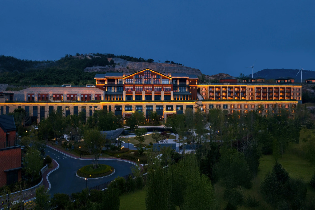 Secan Hotel Qingdao, Curio Collection By Hilton