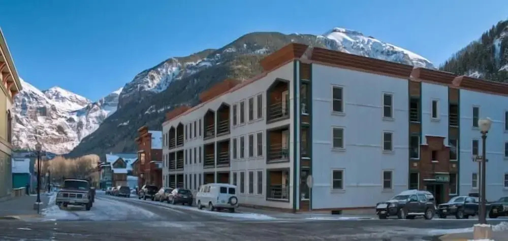 Fall Line 207 2 Bedroom Condo By Accommodations in Telluride