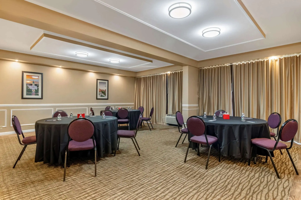 Comfort Inn & Suites Athens North