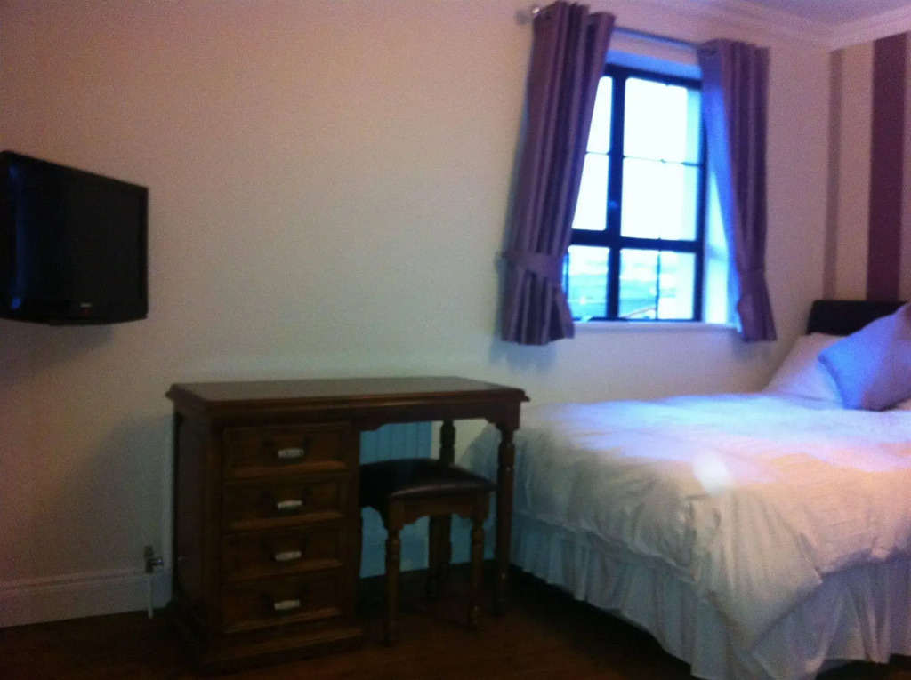 Pearse Road Bed & Breakfast