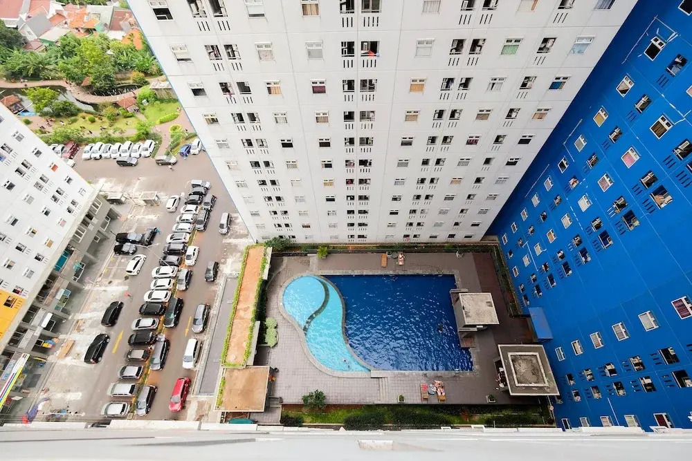 Cozy Stay 2BR @ Green Pramuka Apartment