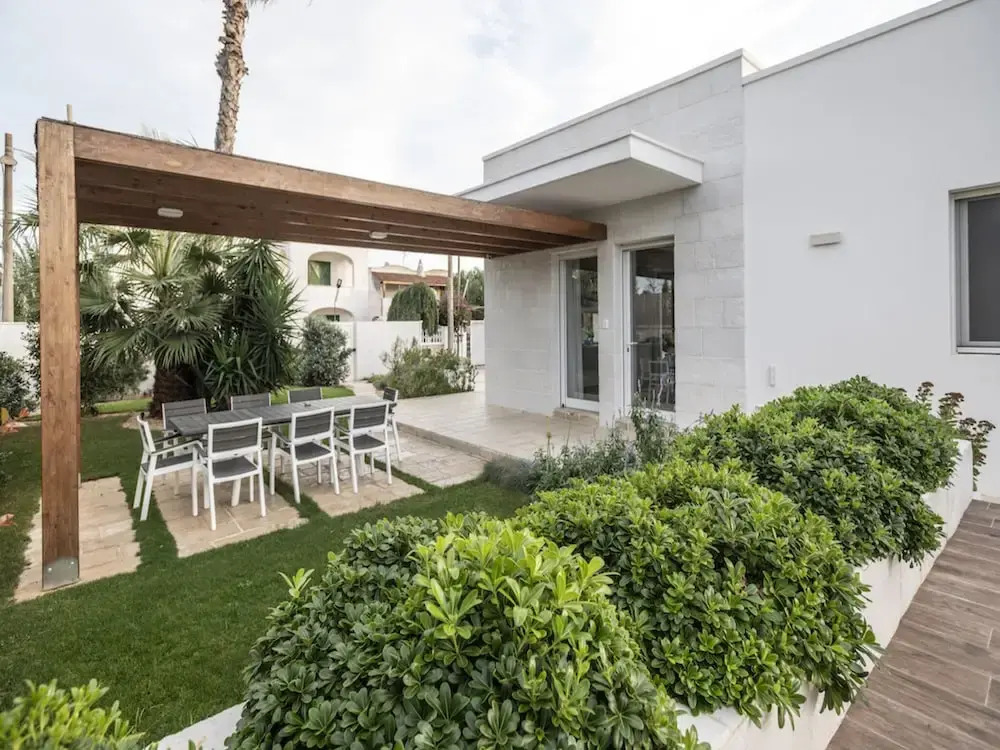 Charming Villa Close to the Beach - Beahost