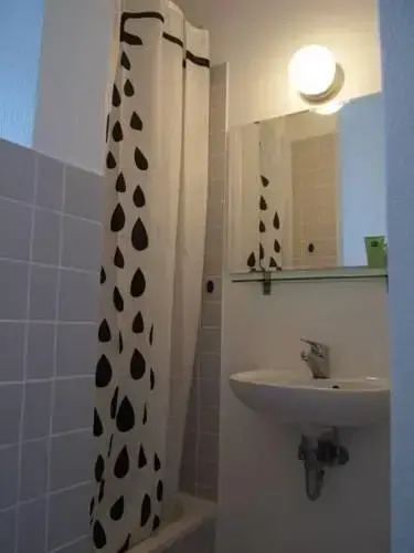 Stilvolle Wohnung mit Garten