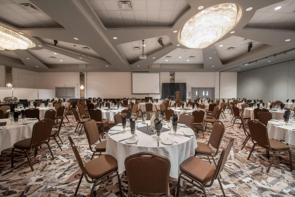 Coast Lethbridge Hotel & Conference Centre
