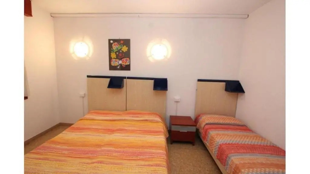 Seafront Apartment - Beahost