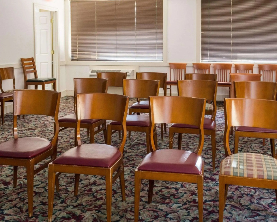 Rodeway Inn Colonial Heights I-95