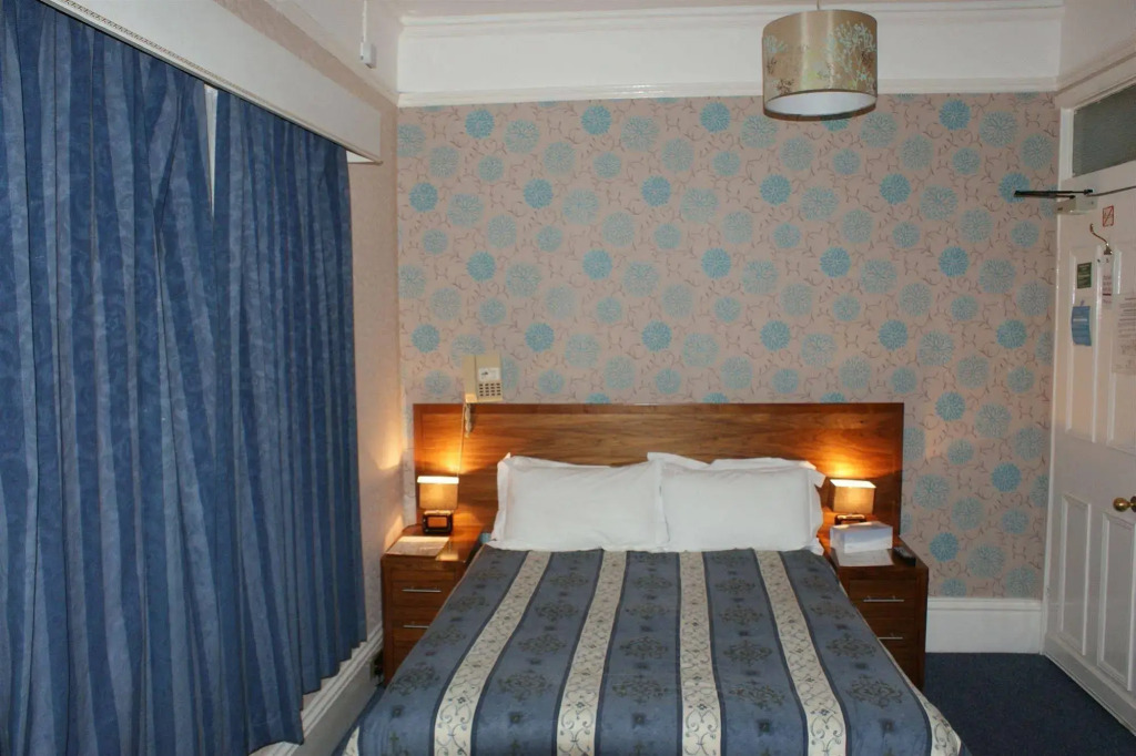 Kirkdale Hotel