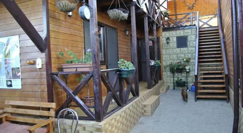 Delta Rustic