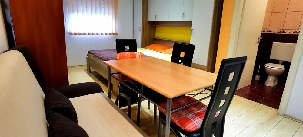 Inviting 1-Bed Apartment in Ičići