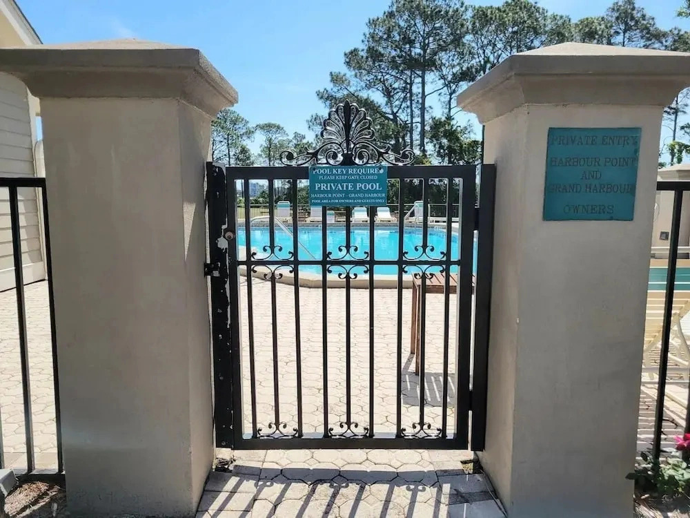 Harbour Point 810